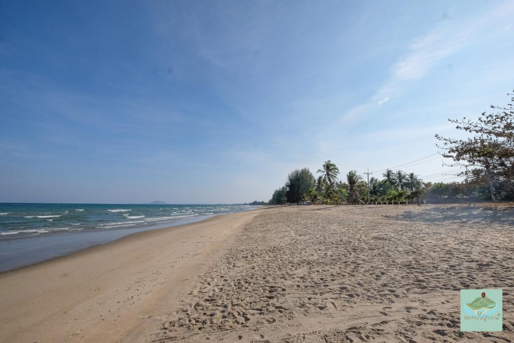 หาดบ้านกรูด อ.บางสะพาน